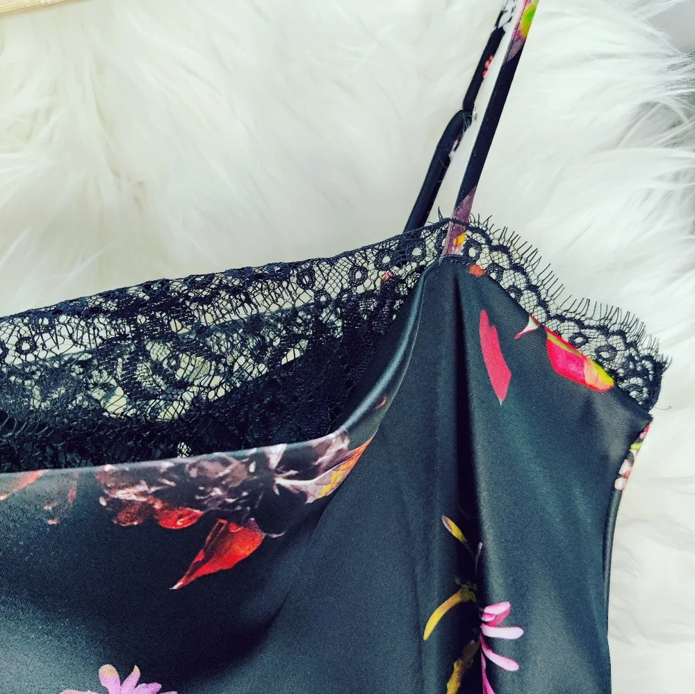 Victoria's Secret "CHERRY BLOSSOM" Body Suit Gorgeous MUST SEE❤️ peekaboo & lace - Picture 4 of 11